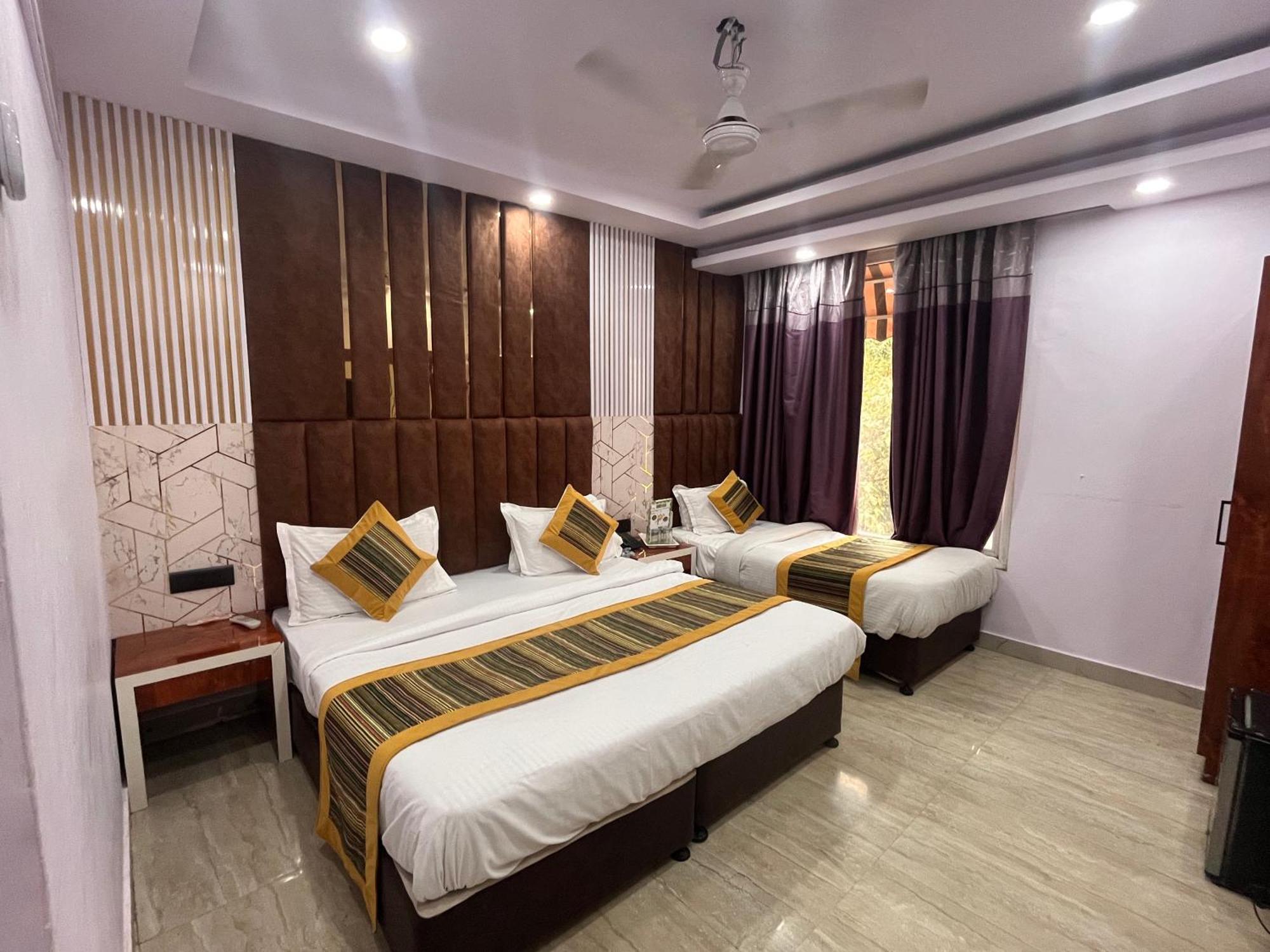 Hotel Embassy Near Rk Ashram Metro New Delhi